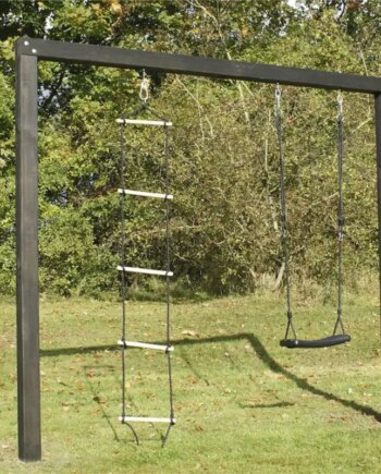 Sort Nordic Play Gyngestativ Arthur Grundmalet Inkl E Gynger - Nordic Play Gyngestativer  - 5705858716688